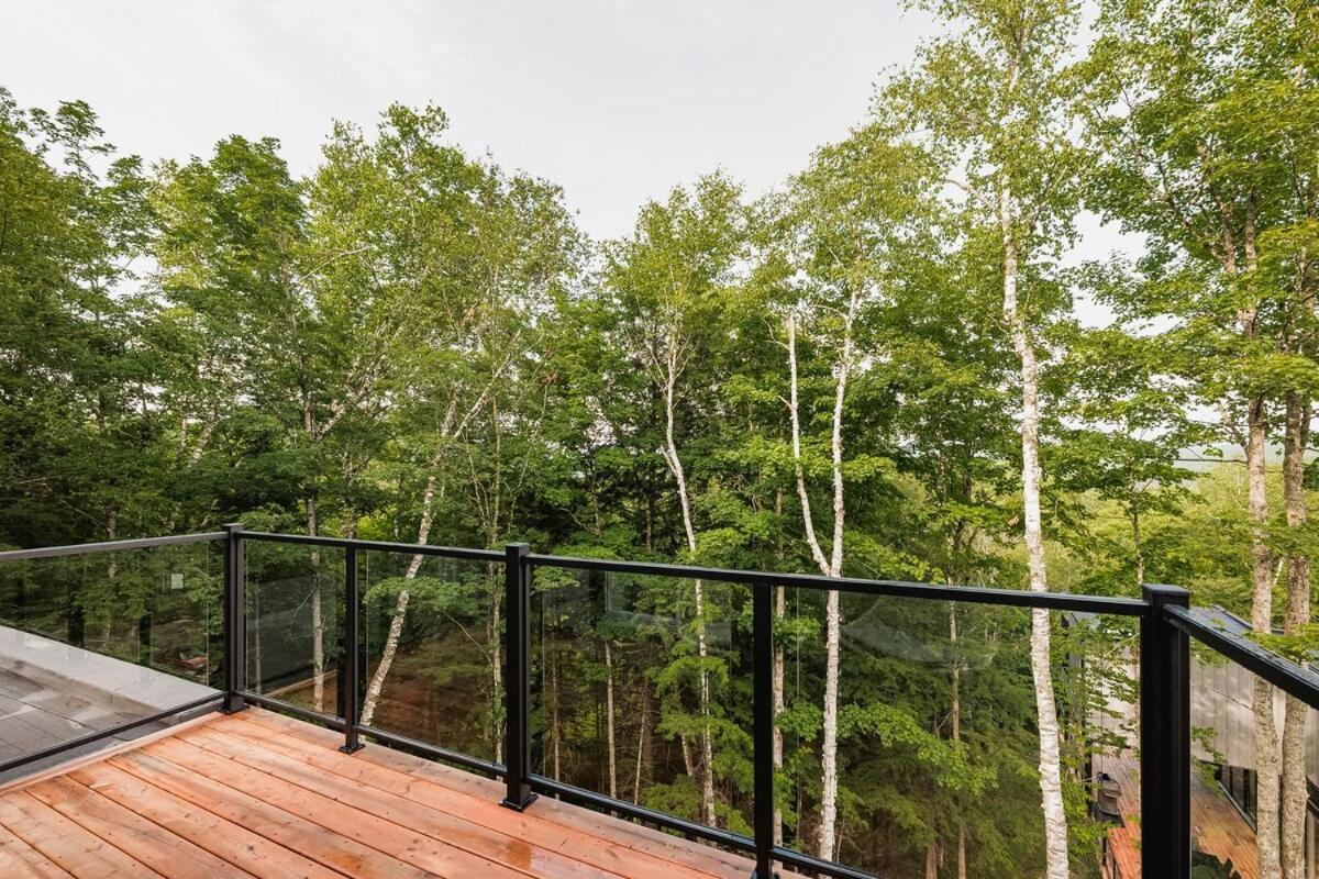 Le Cliff Cabin Farmhouse - Jacuzzi, 10 Min From Tremblant La Conception Exteriör bild