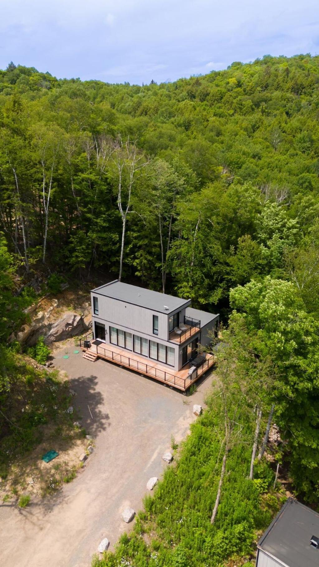 Le Cliff Cabin Farmhouse - Jacuzzi, 10 Min From Tremblant La Conception Exteriör bild