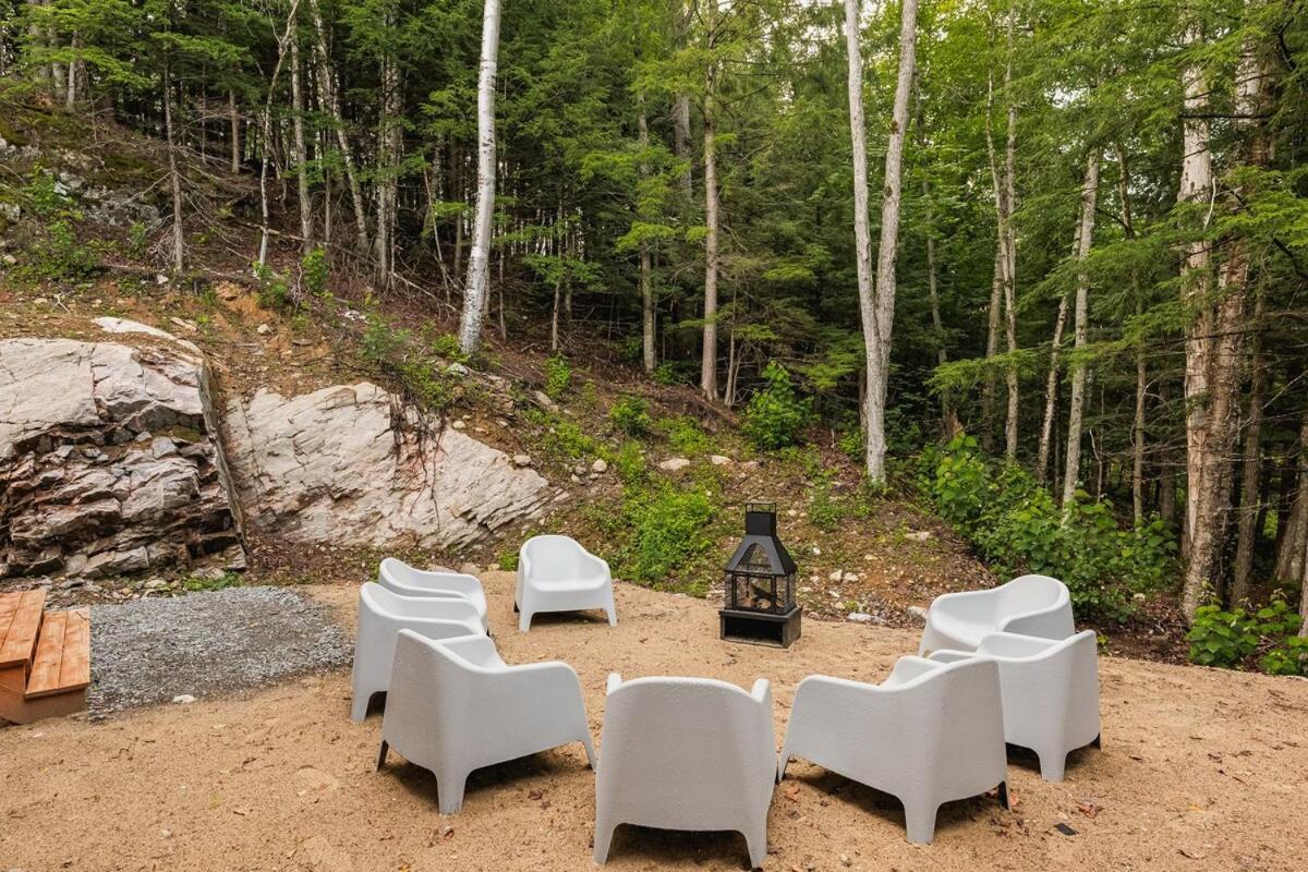 Le Cliff Cabin Farmhouse - Jacuzzi, 10 Min From Tremblant La Conception Exteriör bild