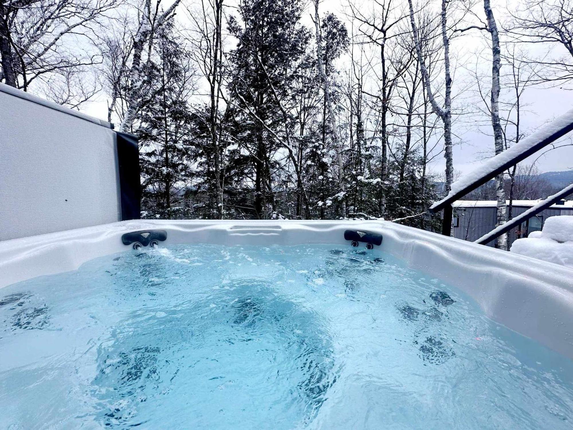 Le Cliff Cabin Farmhouse - Jacuzzi, 10 Min From Tremblant La Conception Exteriör bild